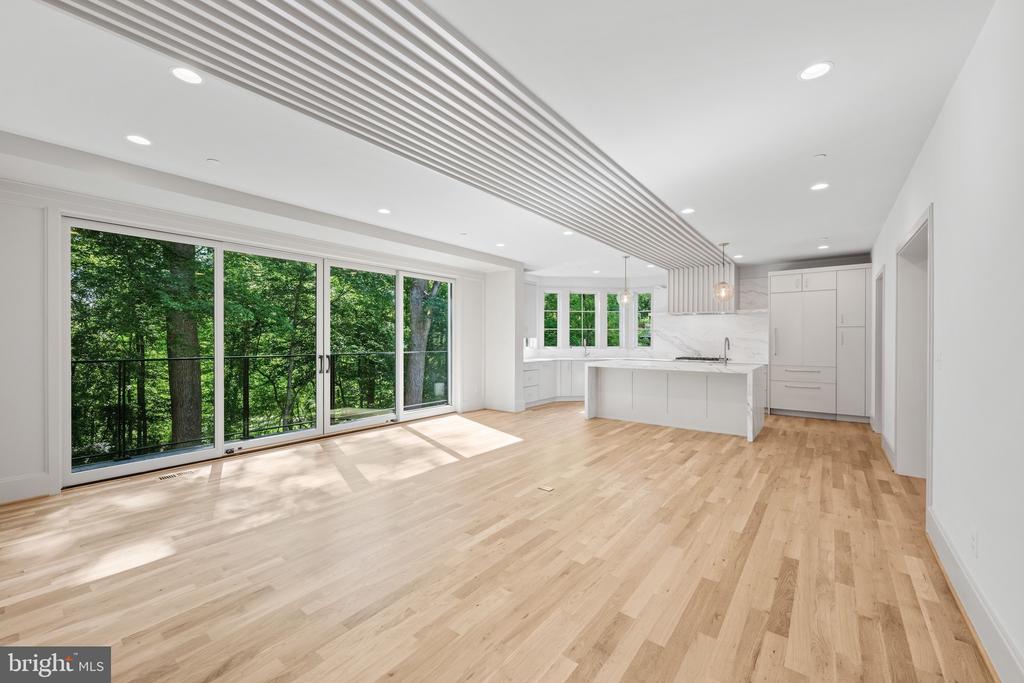 9622 PARKWOOD DRIVE