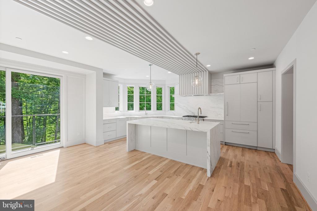 9622 PARKWOOD DRIVE