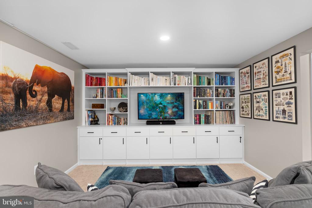 3140 SAINT FLORENCE TERRACE