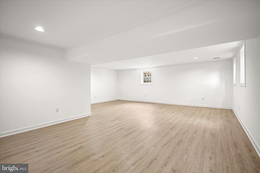 15300 KWANZAN COURT