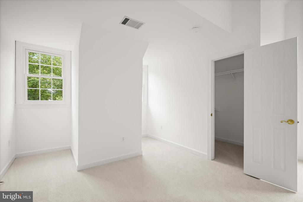 15300 KWANZAN COURT