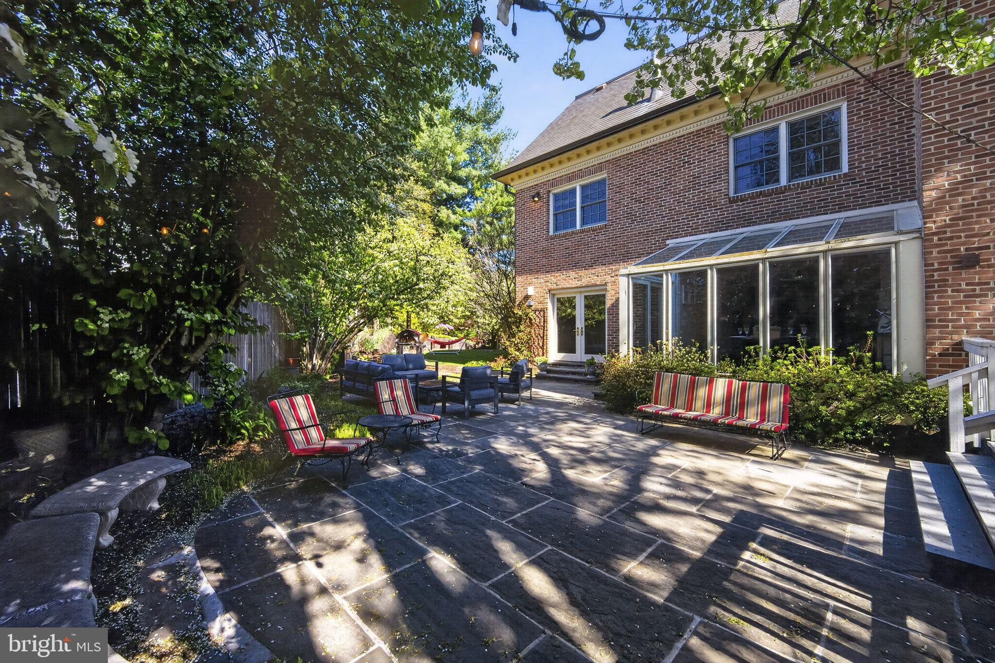 5115 CAPE COD COURT