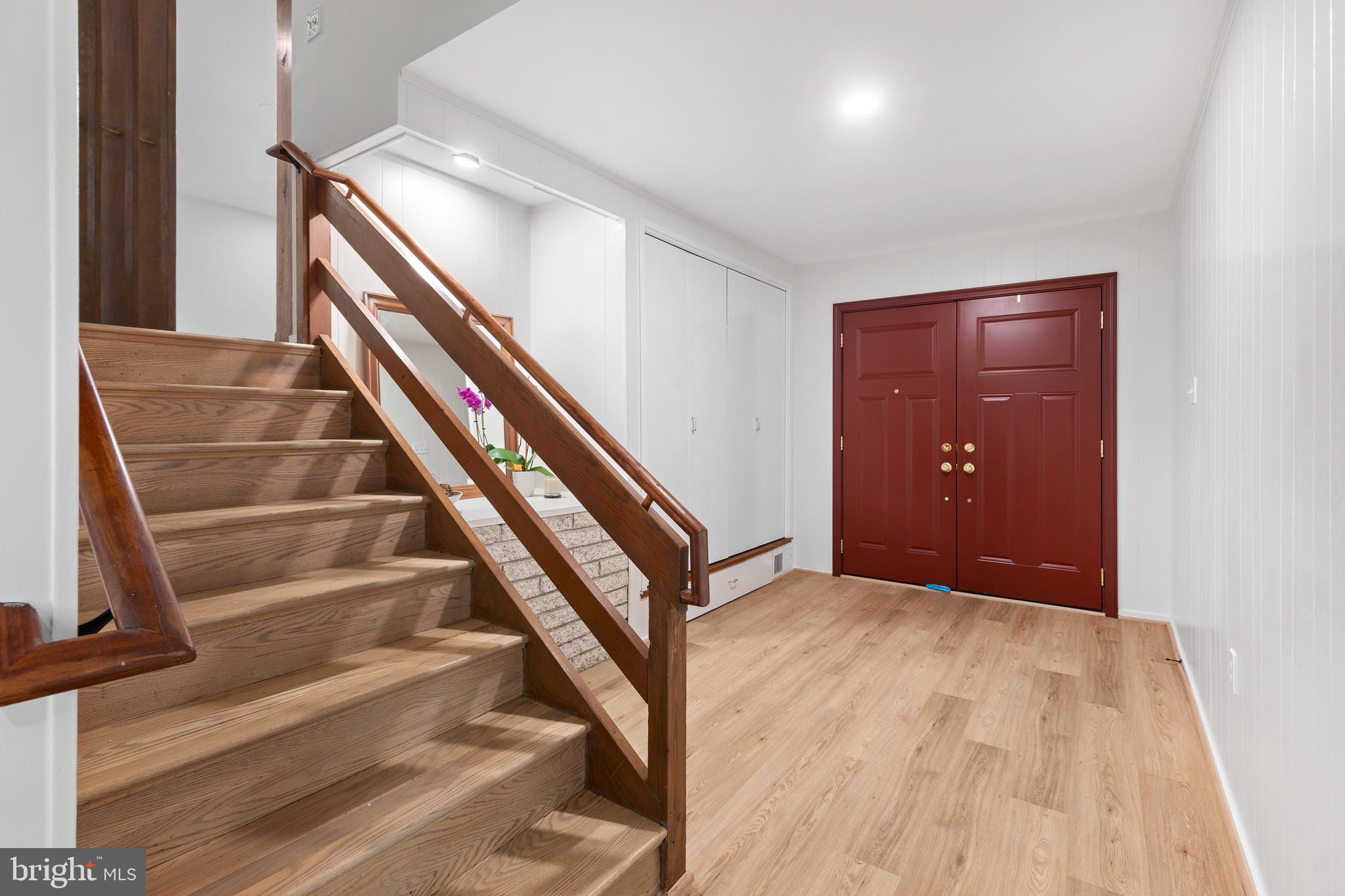 1222 NOYES DRIVE