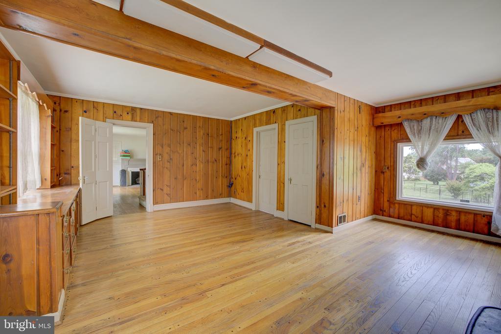 5905 WILSON LANE