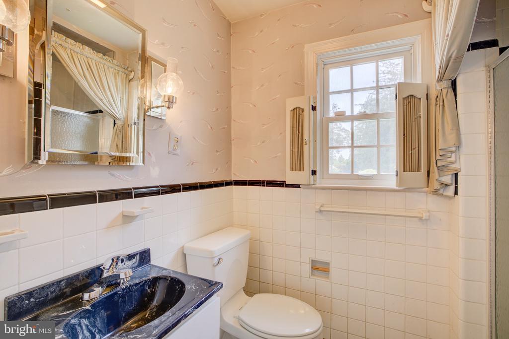 5905 WILSON LANE