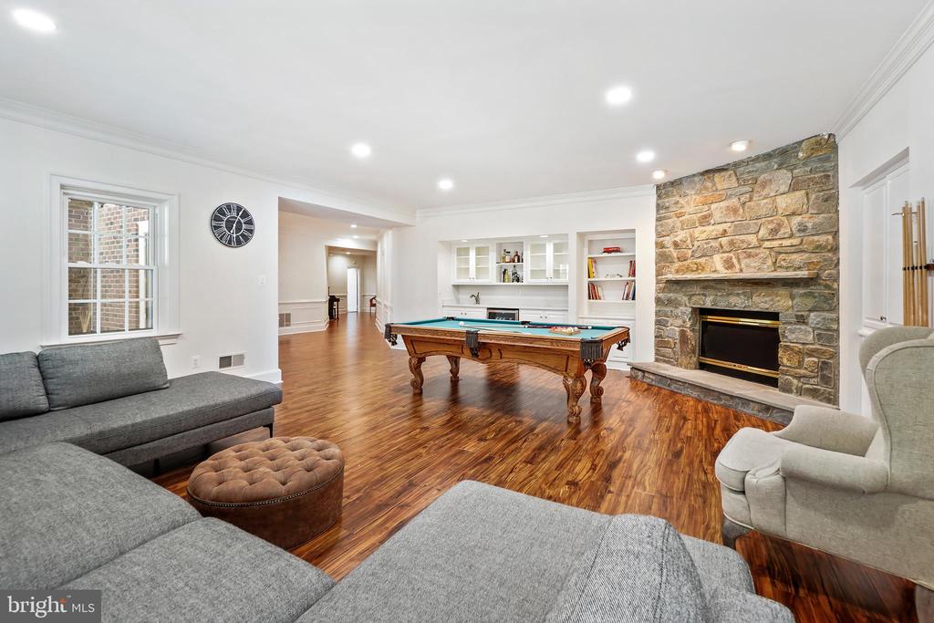 9646 EAGLE RIDGE DRIVE