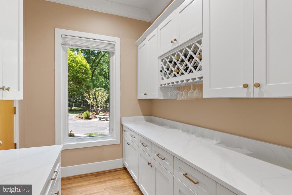 7003 FAWN TRAIL COURT