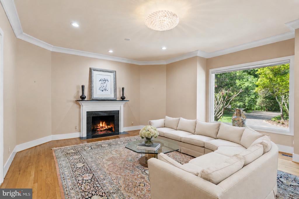 7003 FAWN TRAIL COURT