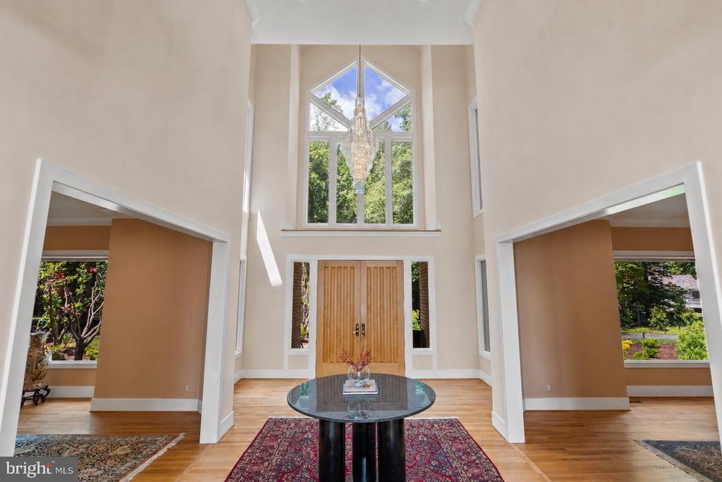 7003 FAWN TRAIL COURT