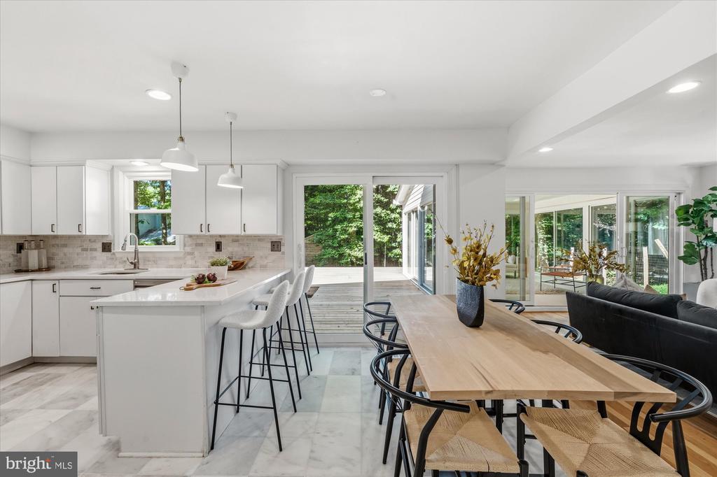 11120 DEBORAH DRIVE