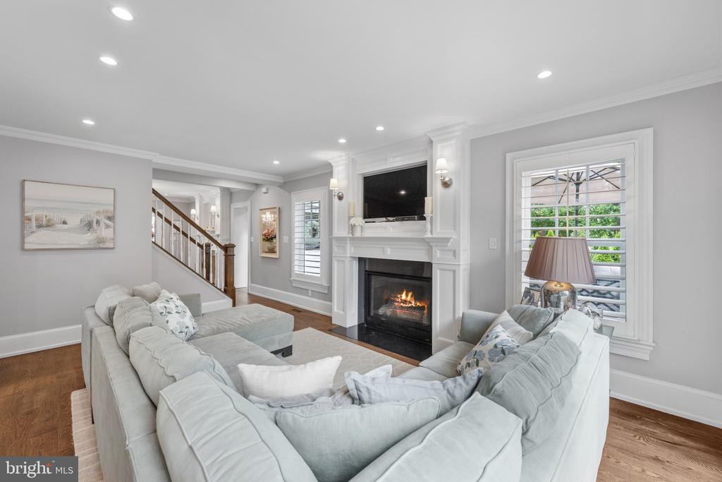 4400 HIGHLAND AVENUE