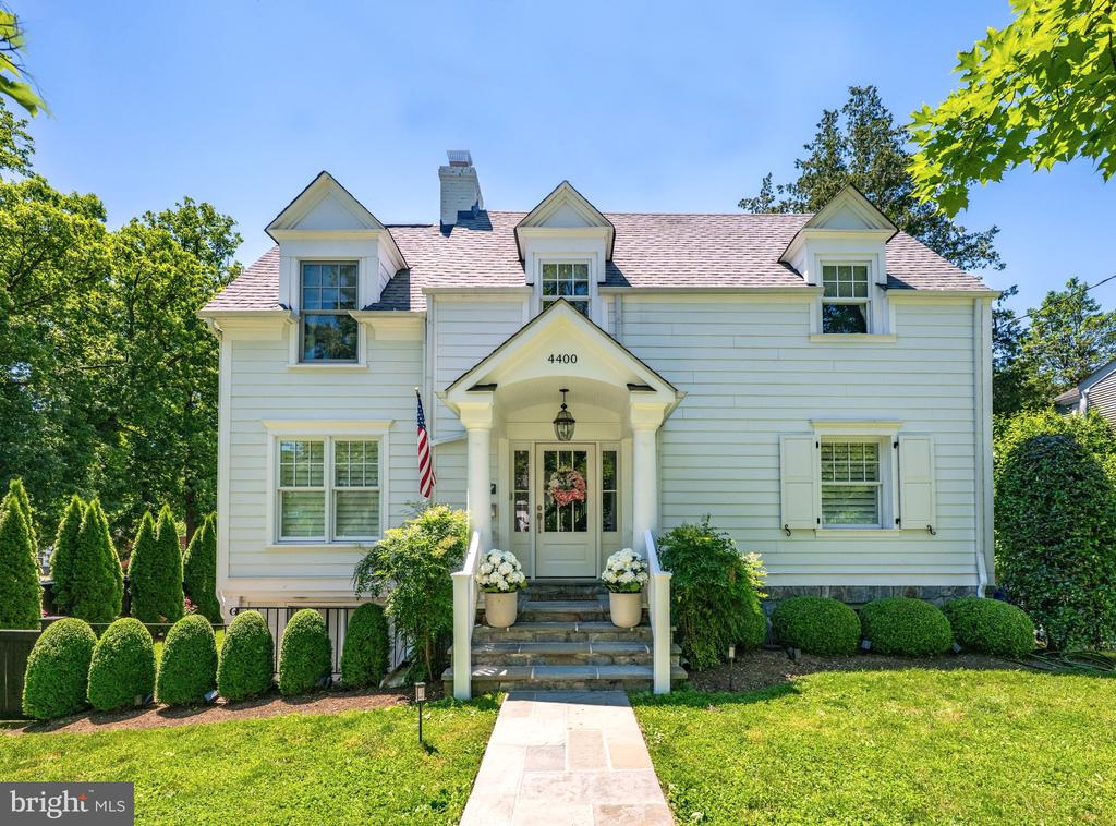 4400 HIGHLAND AVENUE