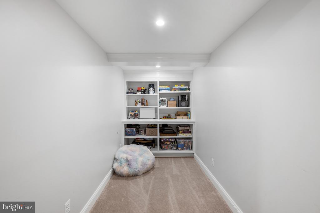 4400 HIGHLAND AVENUE