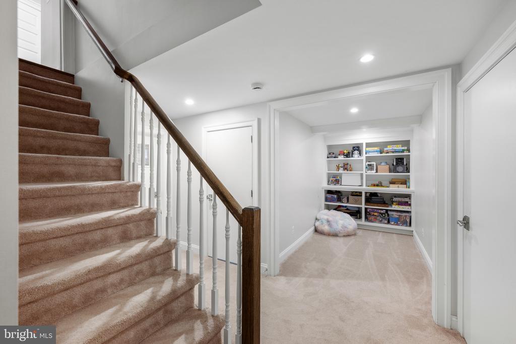 4400 HIGHLAND AVENUE