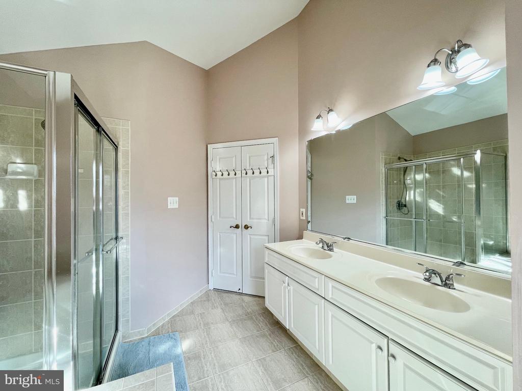 1030 Grand Oak Way, -1045, United States
