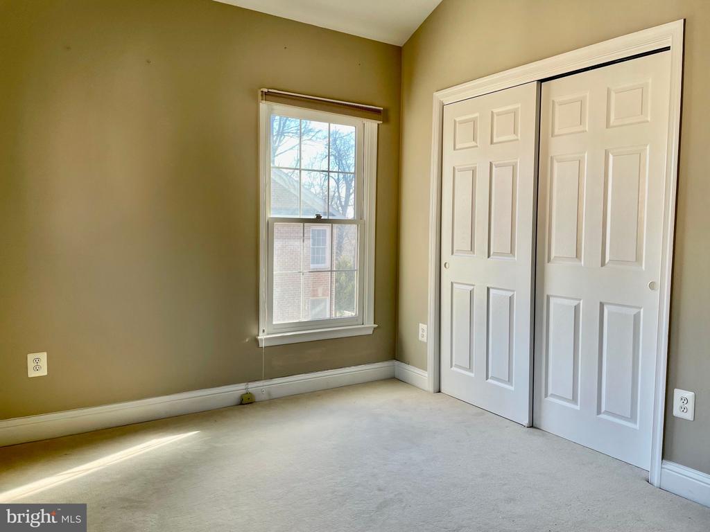 1030 Grand Oak Way, -1045, United States