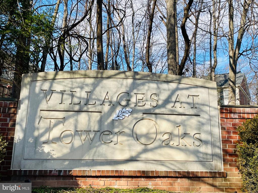1030 Grand Oak Way, -1045, United States