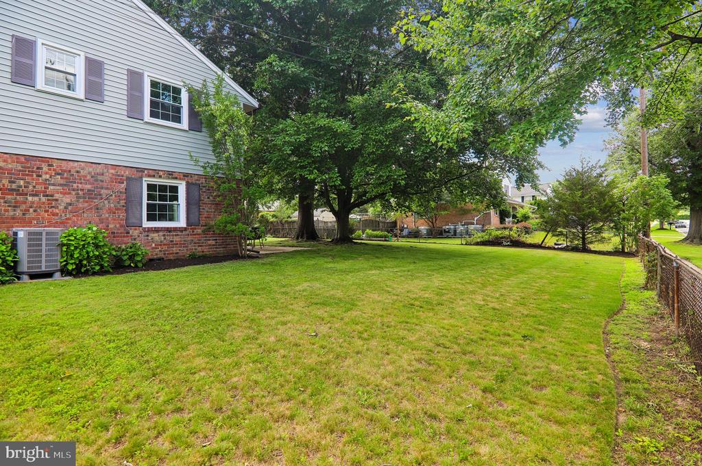 12616 MCADOO COURT