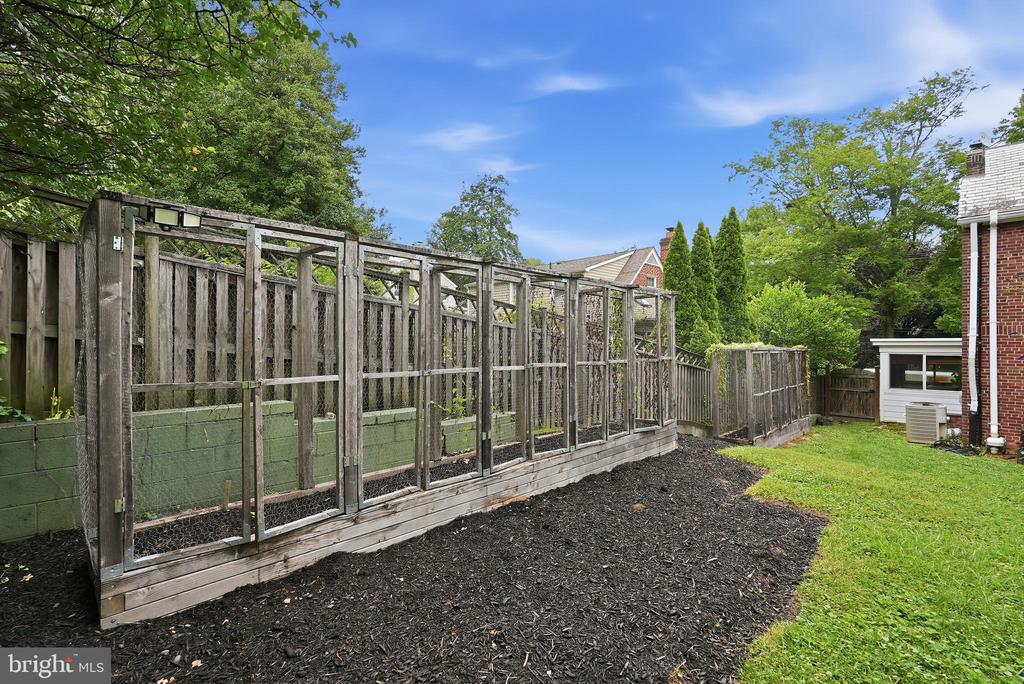 10006 GREENOCK ROAD