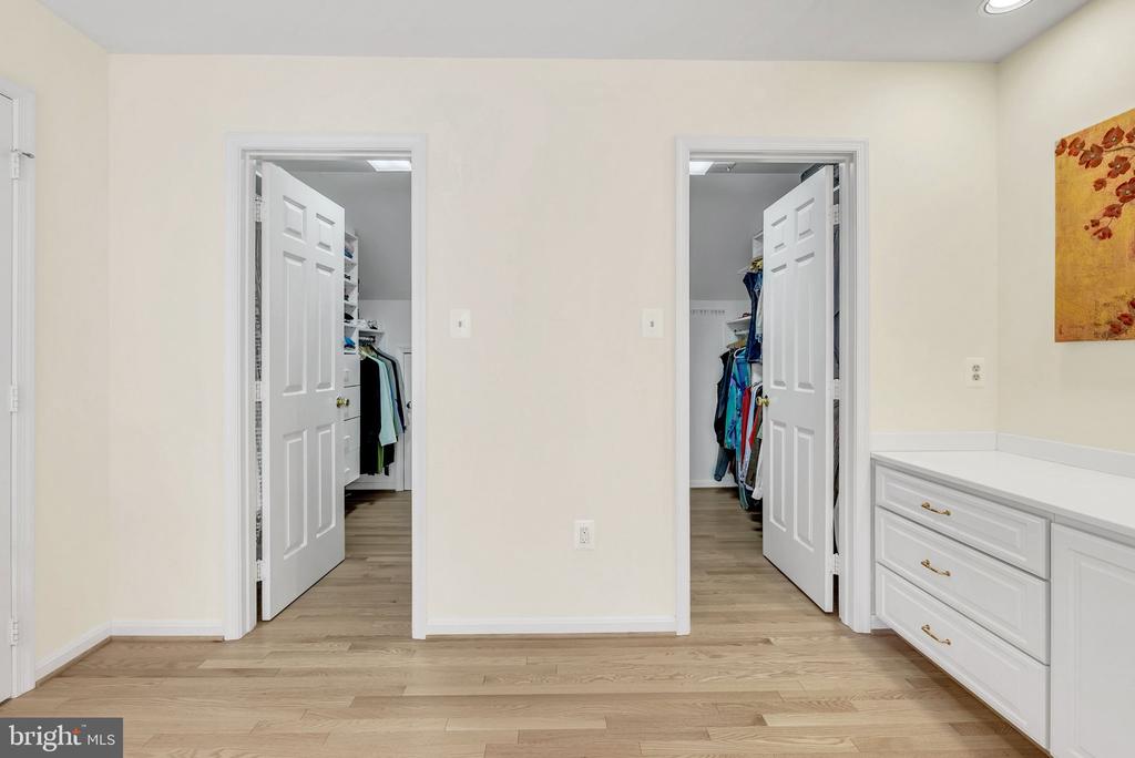 8308 COMANCHE COURT
