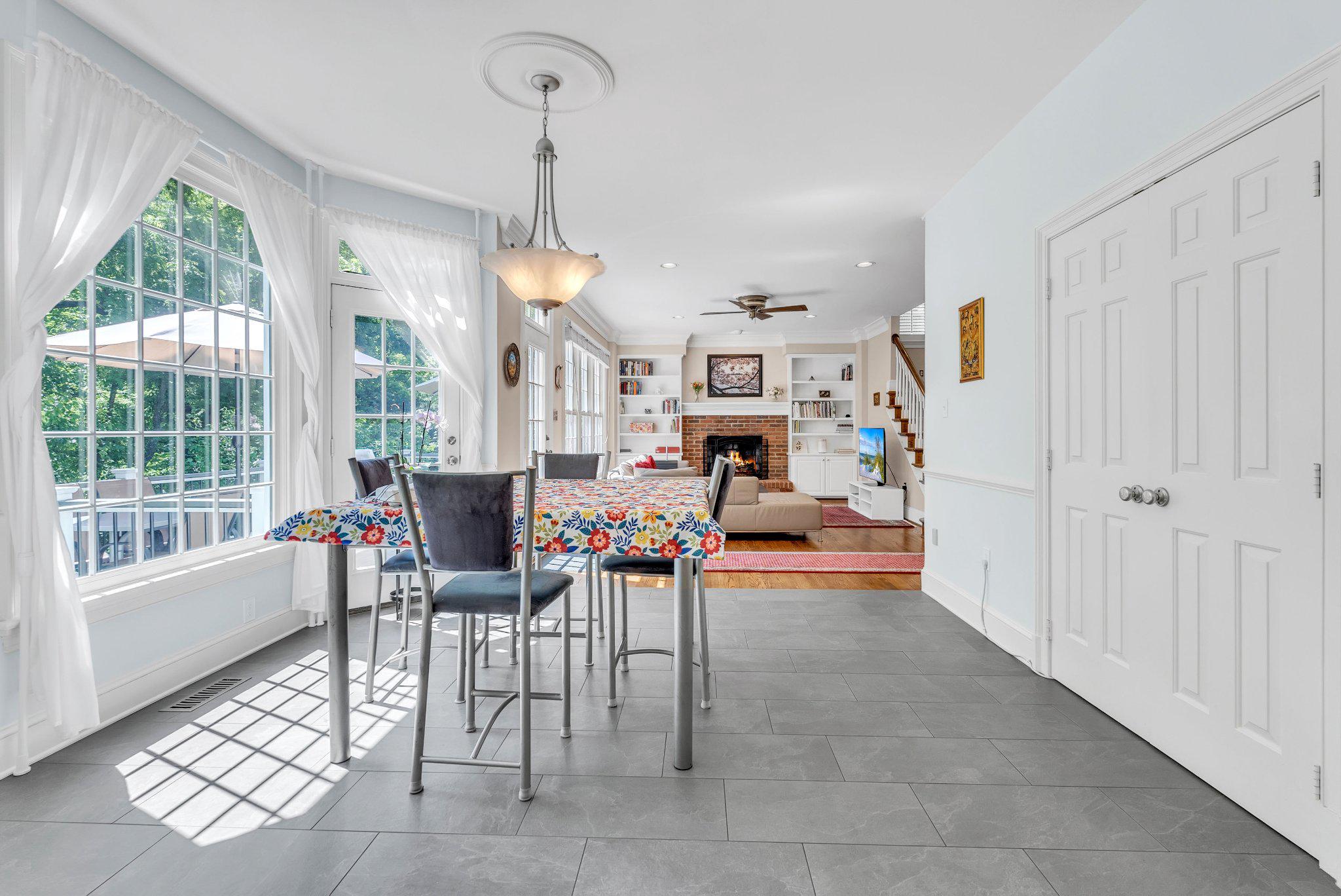 8308 COMANCHE COURT