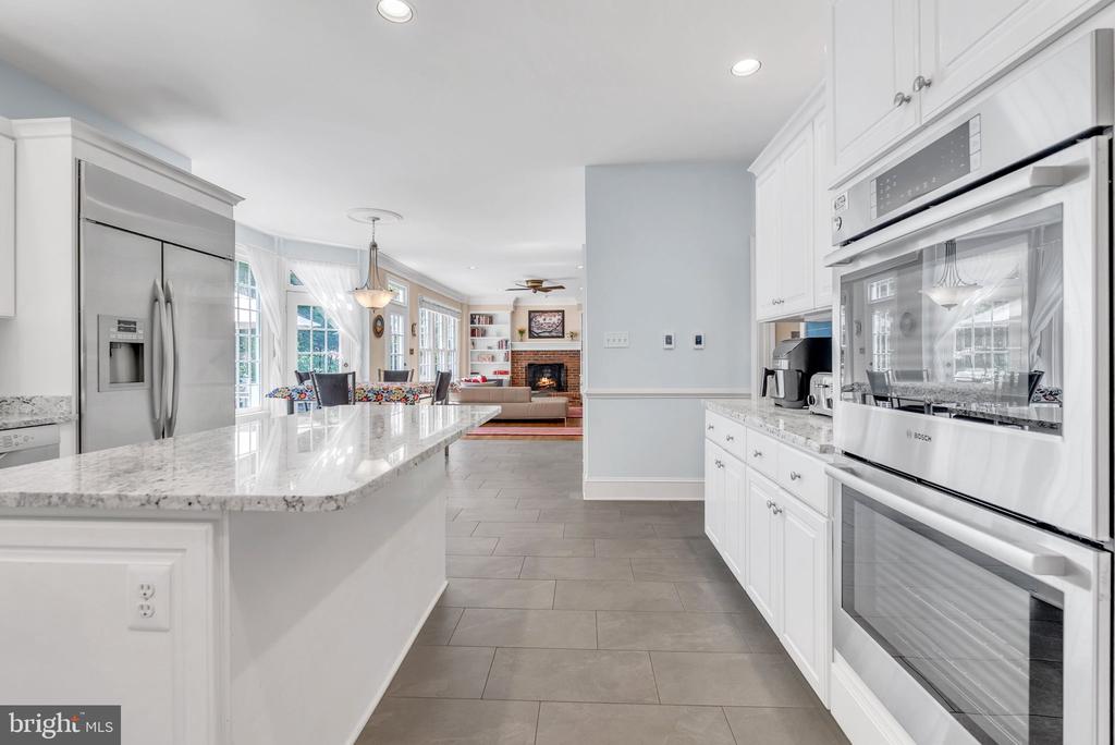 8308 COMANCHE COURT