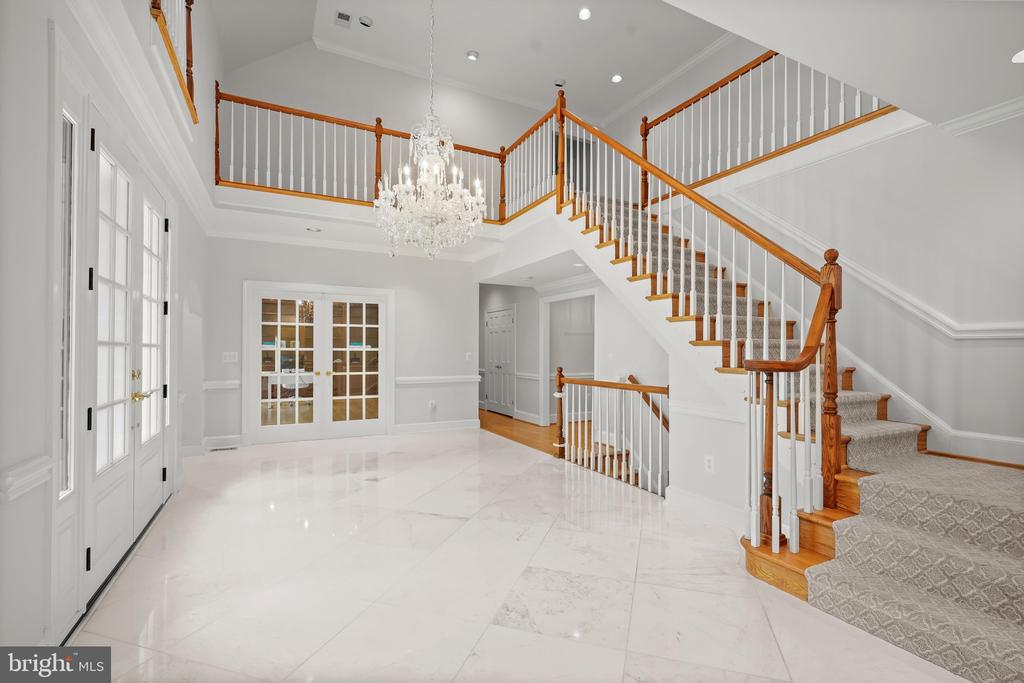 9809 HALL ROAD