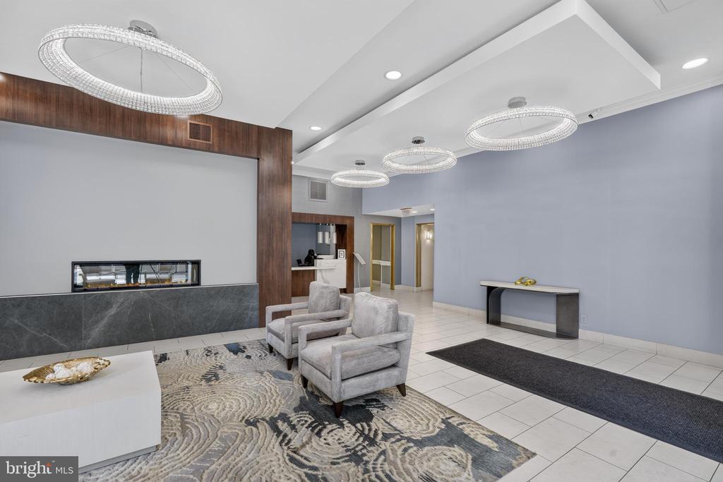 4515 WILLARD AVENUE Unit: 2203S