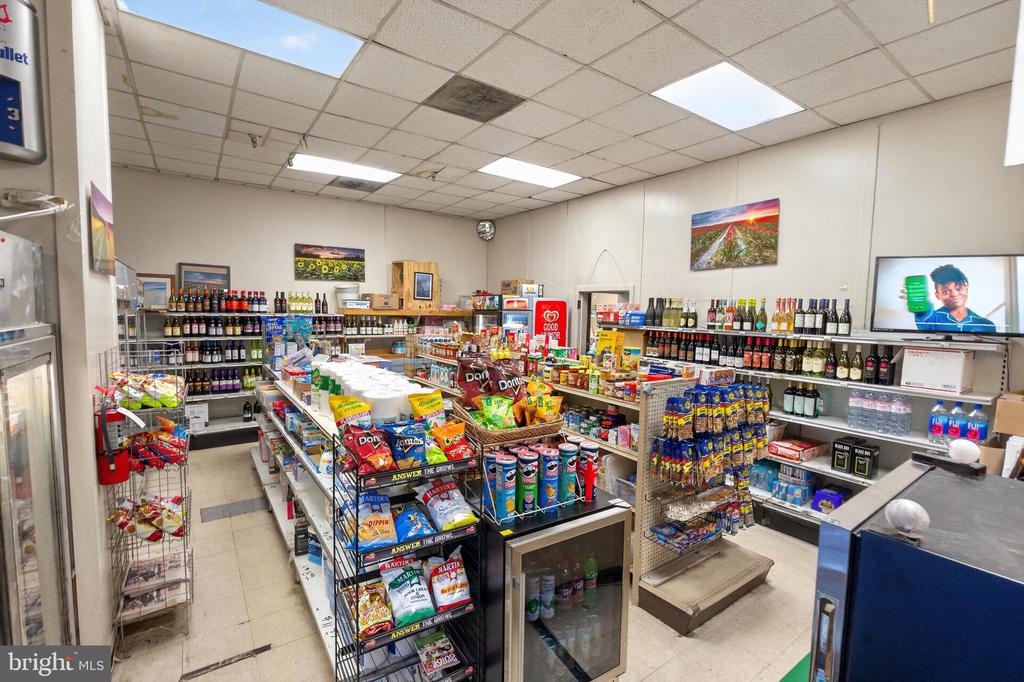 4515 WILLARD AVENUE Unit: 2203S