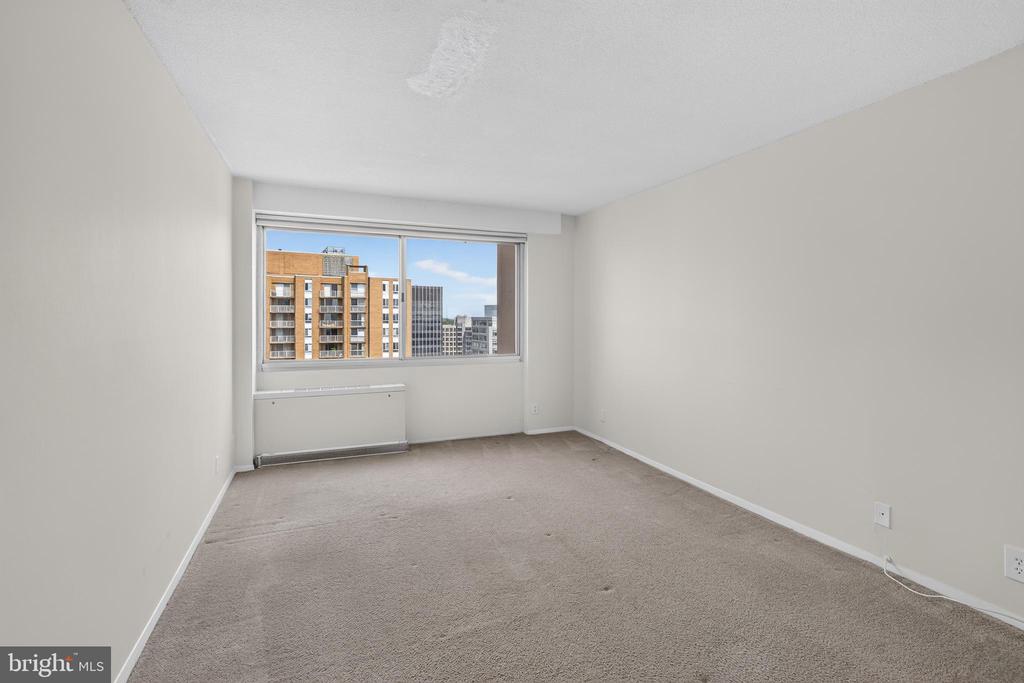 4515 WILLARD AVENUE Unit: 2203S