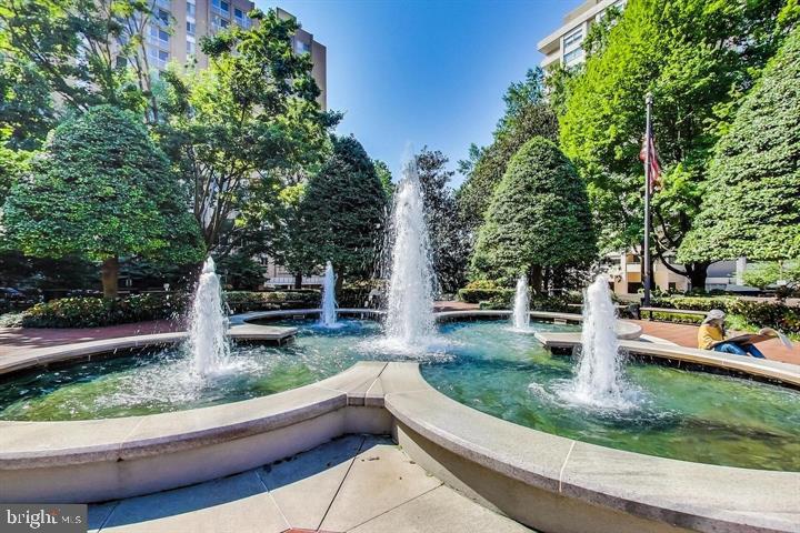 5500 FRIENDSHIP BOULEVARD Unit: 1823N
