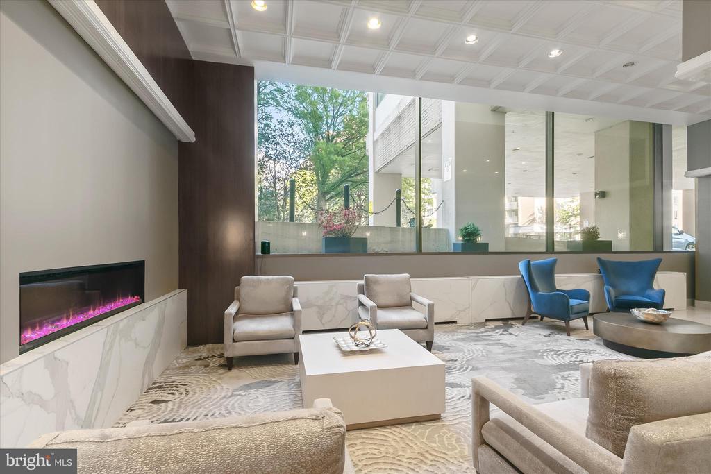 5500 FRIENDSHIP BOULEVARD Unit: 1823N
