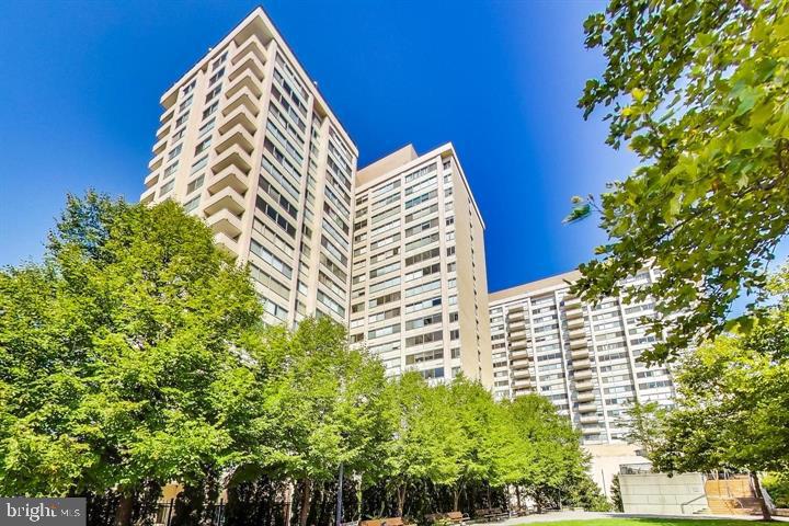5500 FRIENDSHIP BOULEVARD Unit: 1823N