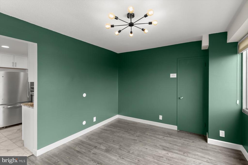 5500 FRIENDSHIP BOULEVARD Unit: 1823N