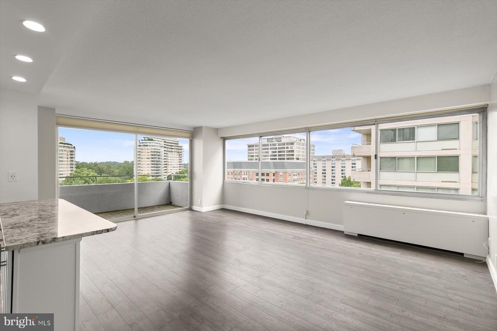 5500 FRIENDSHIP BOULEVARD Unit: 1823N