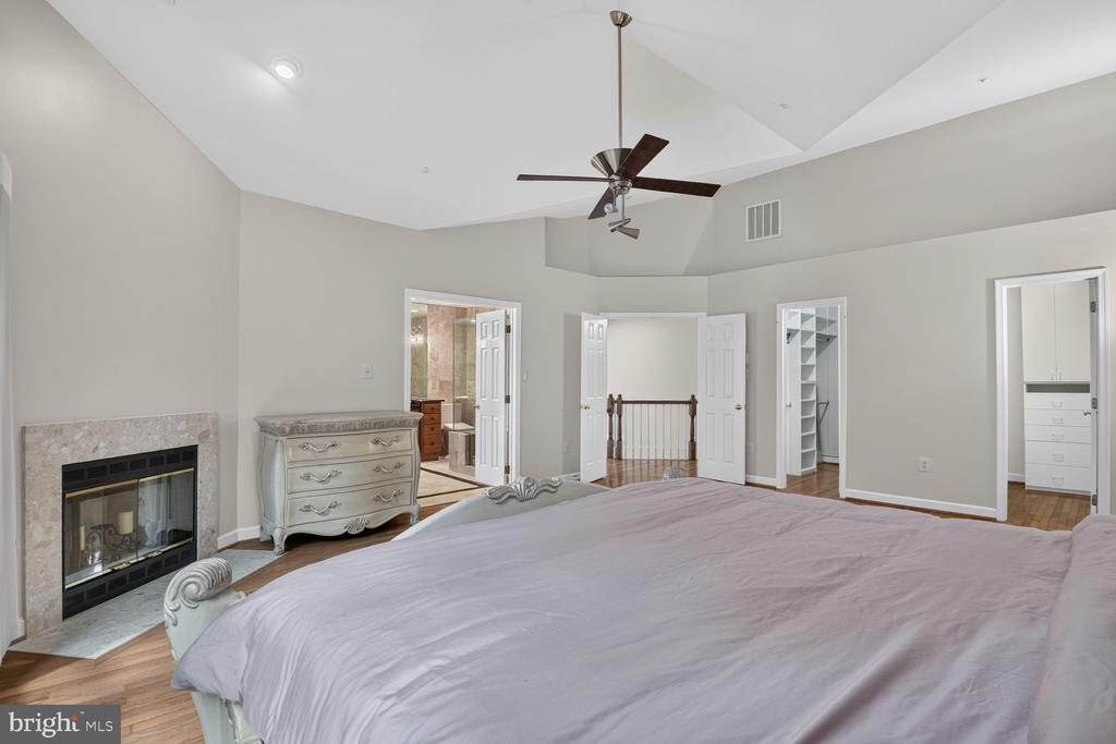 11432 CEDAR RIDGE DRIVE