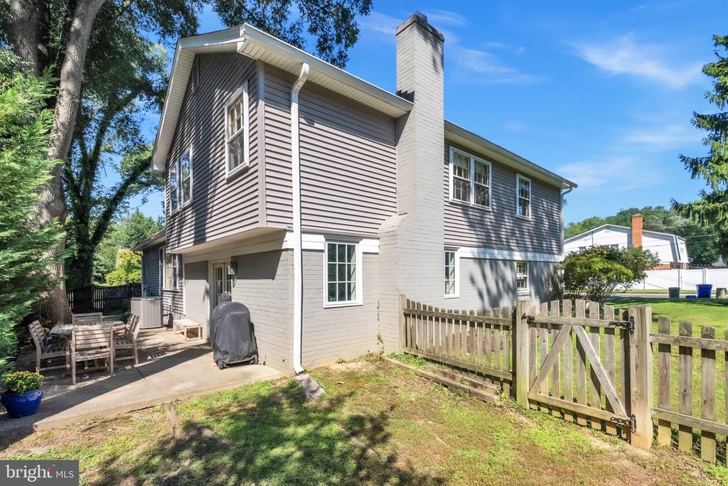 8710 YARMOUTH COURT