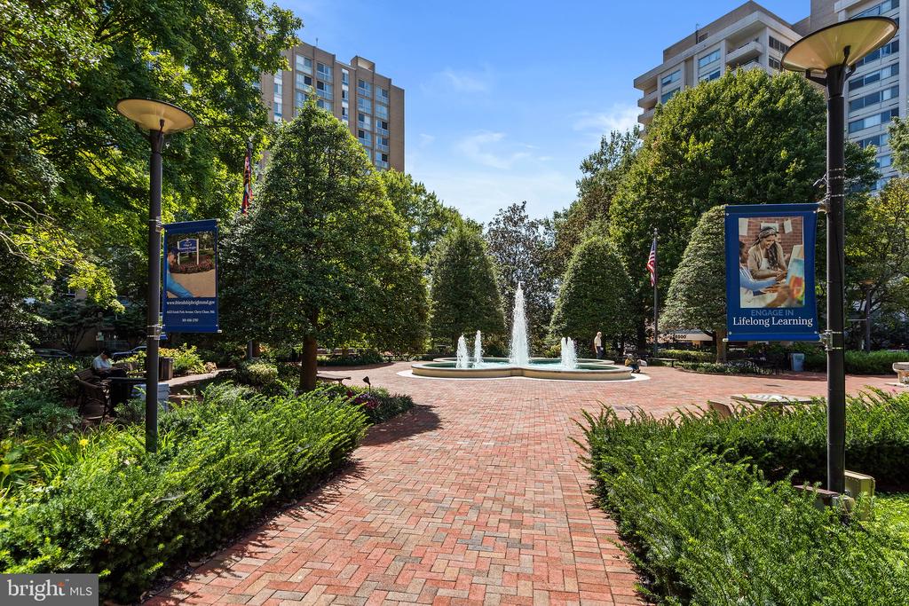 4601 N N PARK AVENUE N Unit: 220V