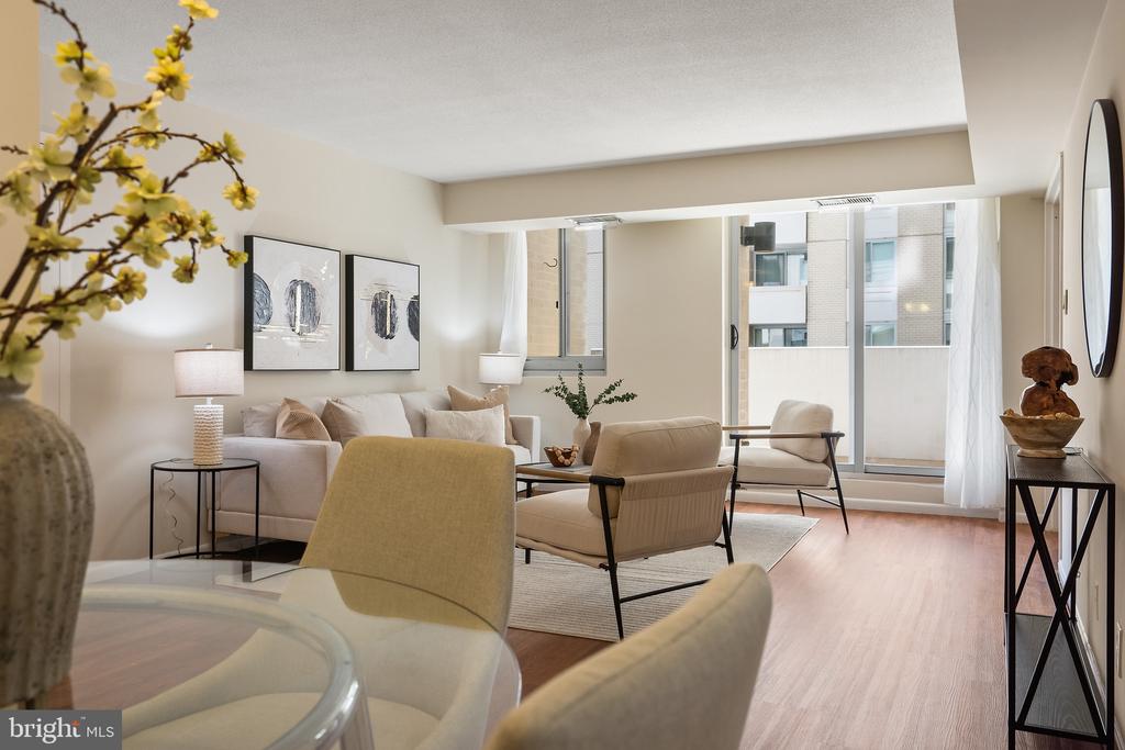 4601 N N PARK AVENUE N Unit: 220V