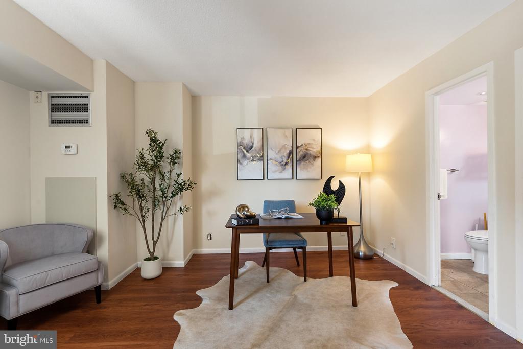 4601 N N PARK AVENUE N Unit: 220V