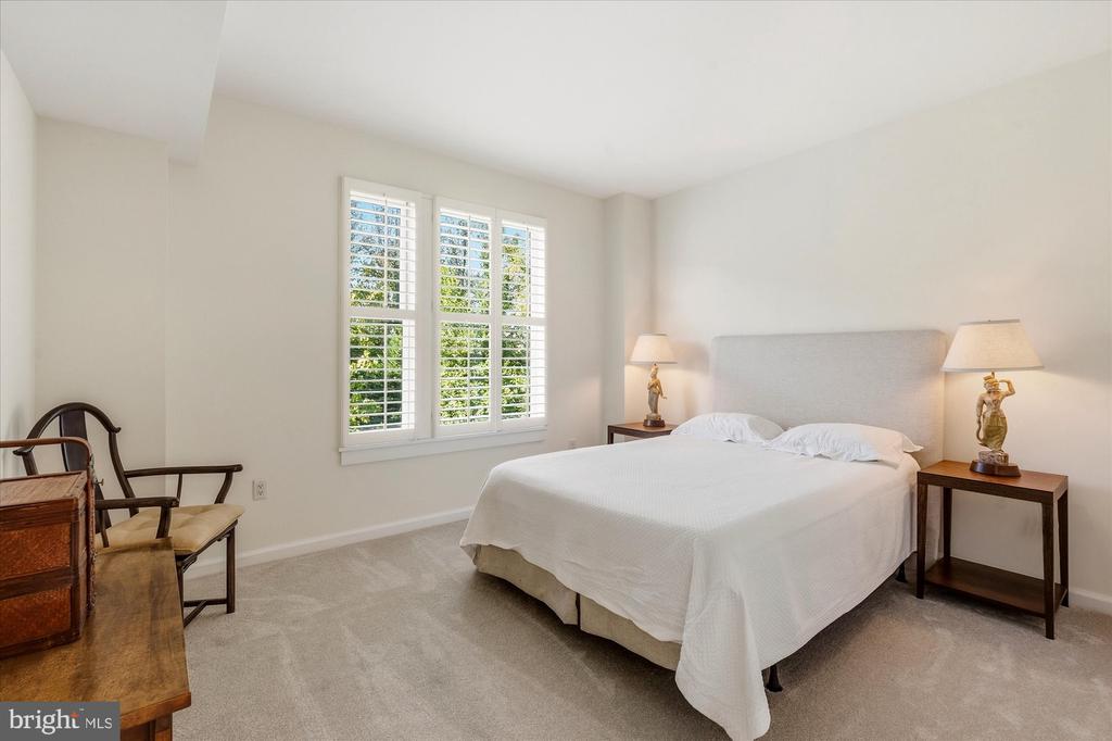 8300 BURDETTE ROAD Unit: 446 A