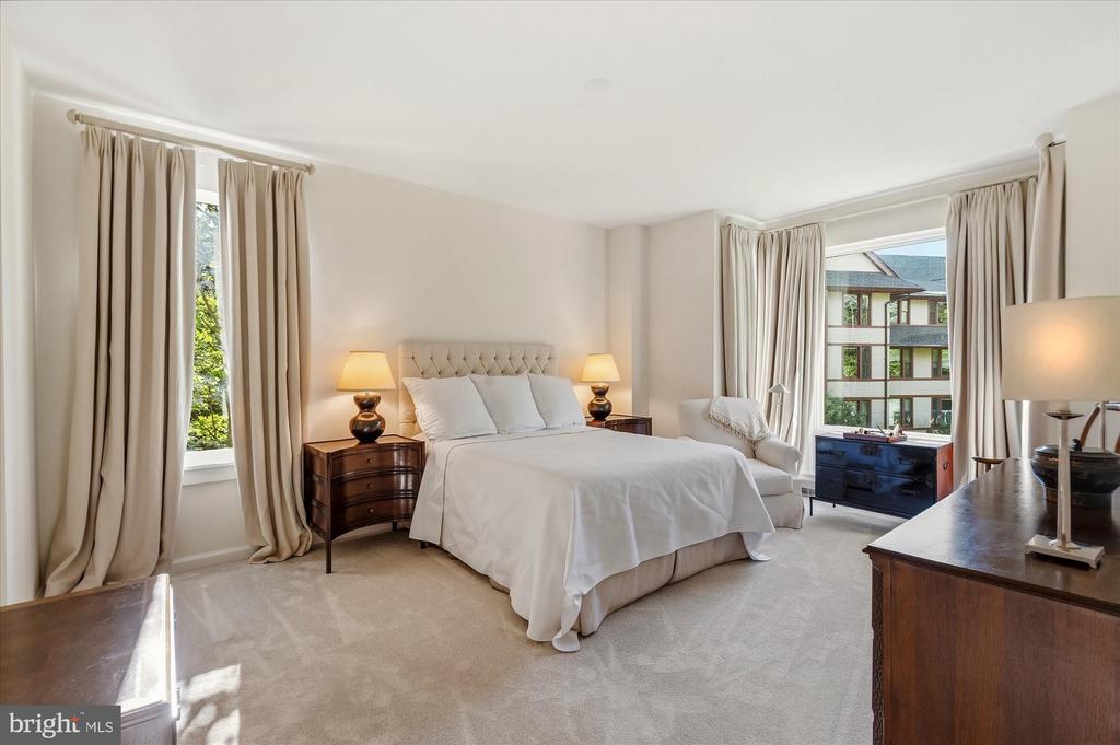8300 BURDETTE ROAD Unit: 446 A
