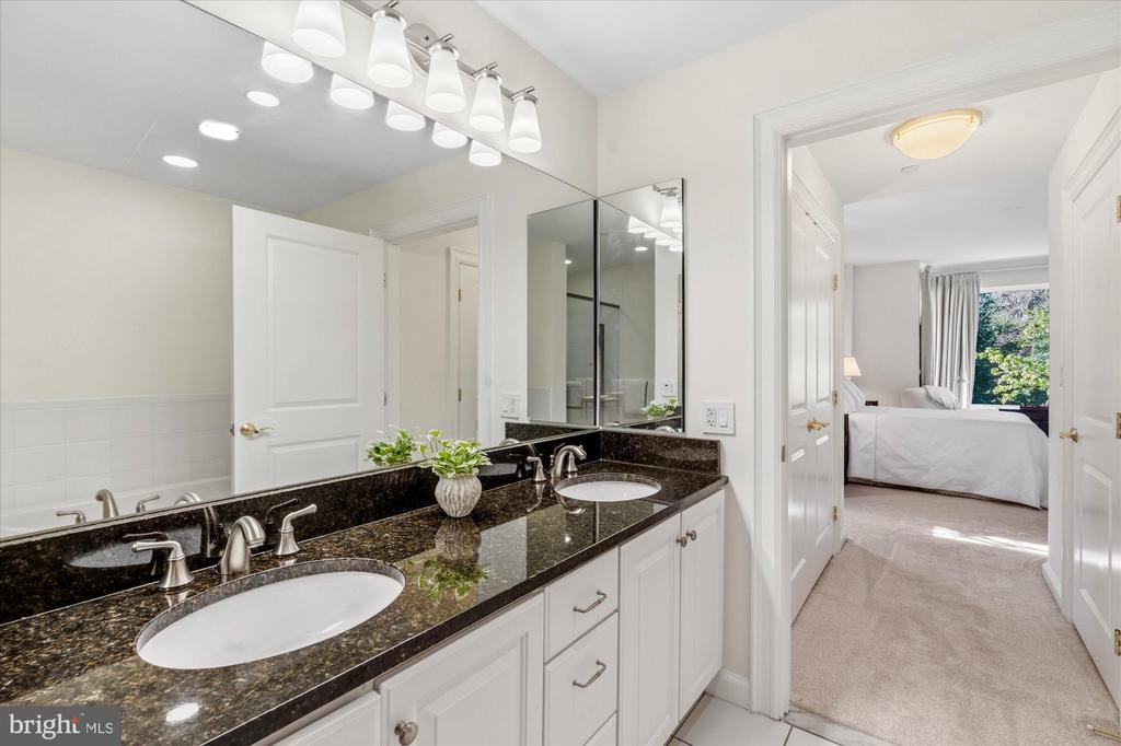 8300 BURDETTE ROAD Unit: 446 A