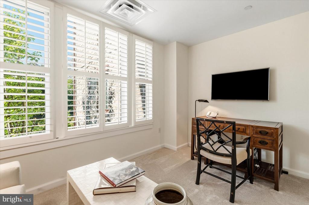 8300 BURDETTE ROAD Unit: 446 A