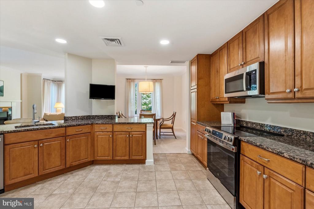 8300 BURDETTE ROAD Unit: 446 A