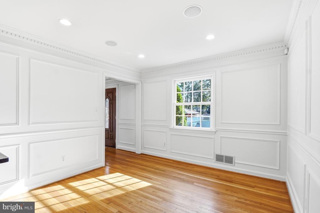 9502 EDGELEY ROAD