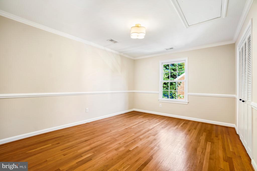 9502 EDGELEY ROAD