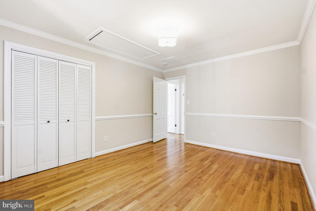 9502 EDGELEY ROAD