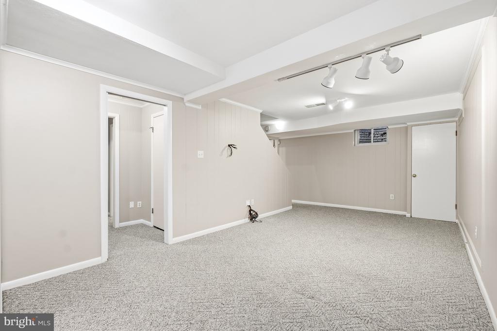9502 EDGELEY ROAD
