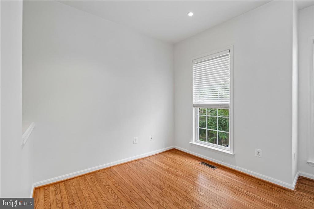 11516 CLAIRMONT VIEW TERRACE